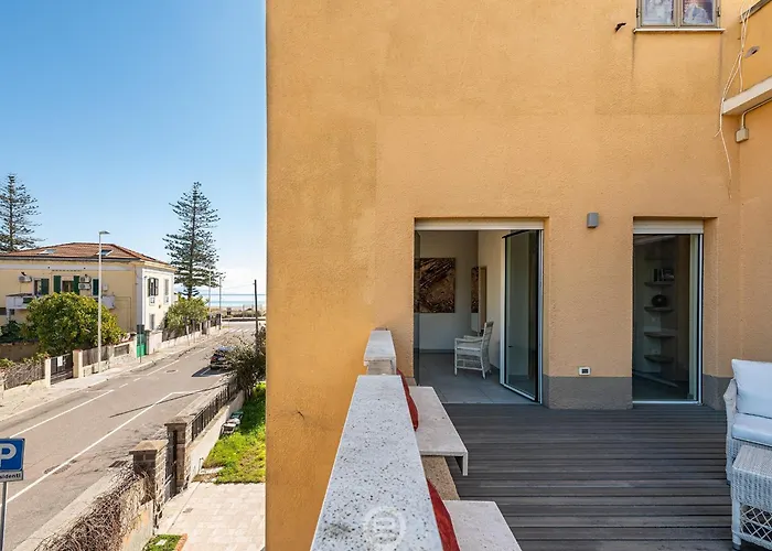 Poetto Sea Breeze - Red Cagliari